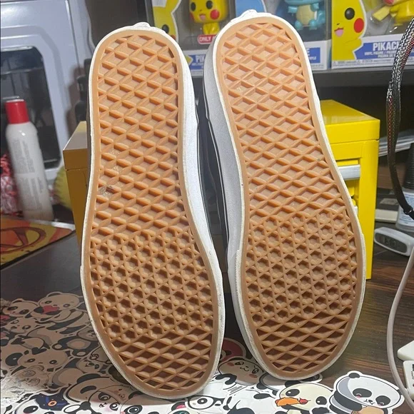 Vans women High-Top Sneakers - Black and White - Picture 5 of 7